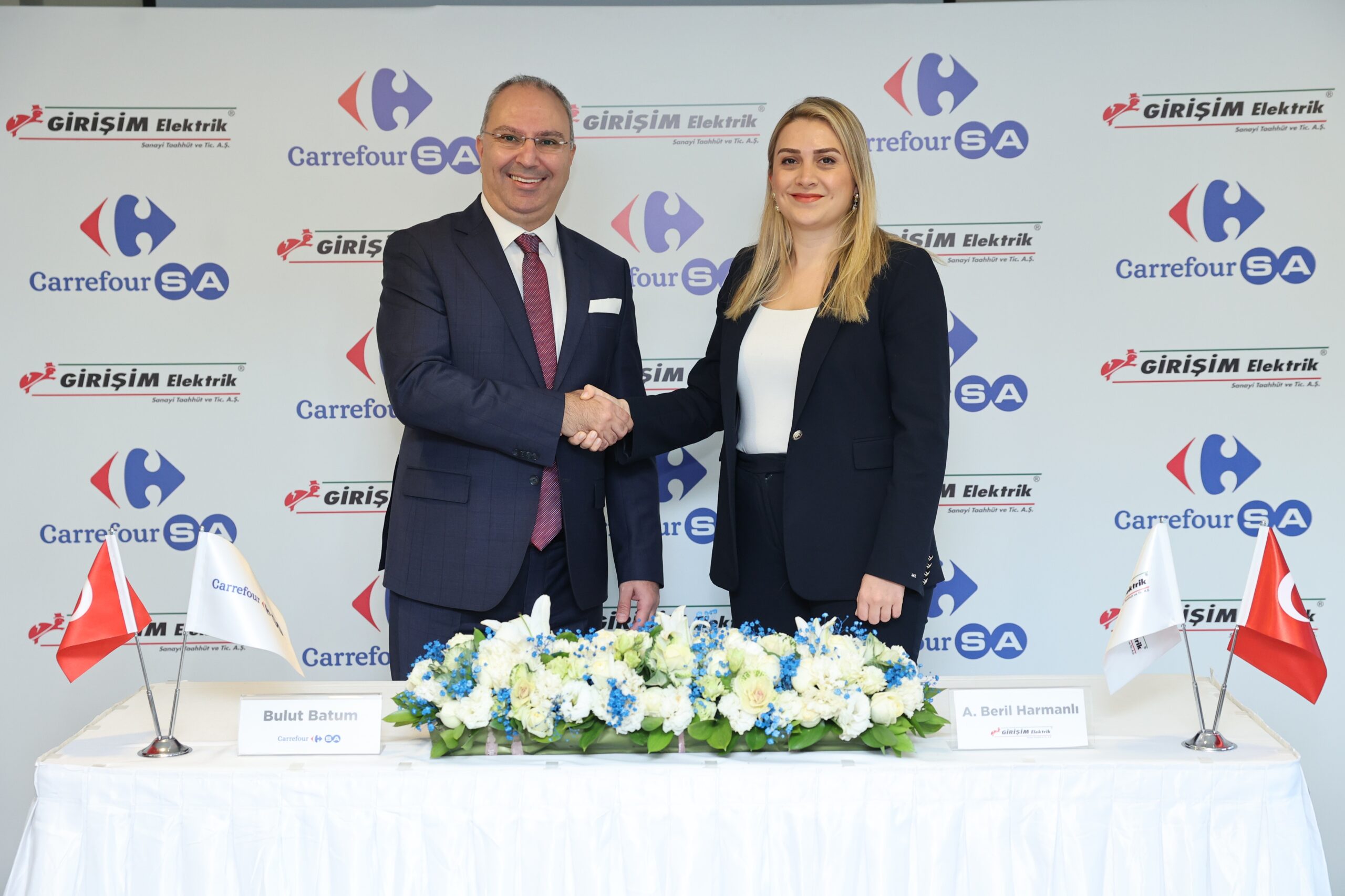 CarrefourSA'dan Şanlıurfa’ya 18 Milyon Dolarlık GES Yatırımı: Yıllık Enerjisinin %35’ini Güneşten Karşılayacak