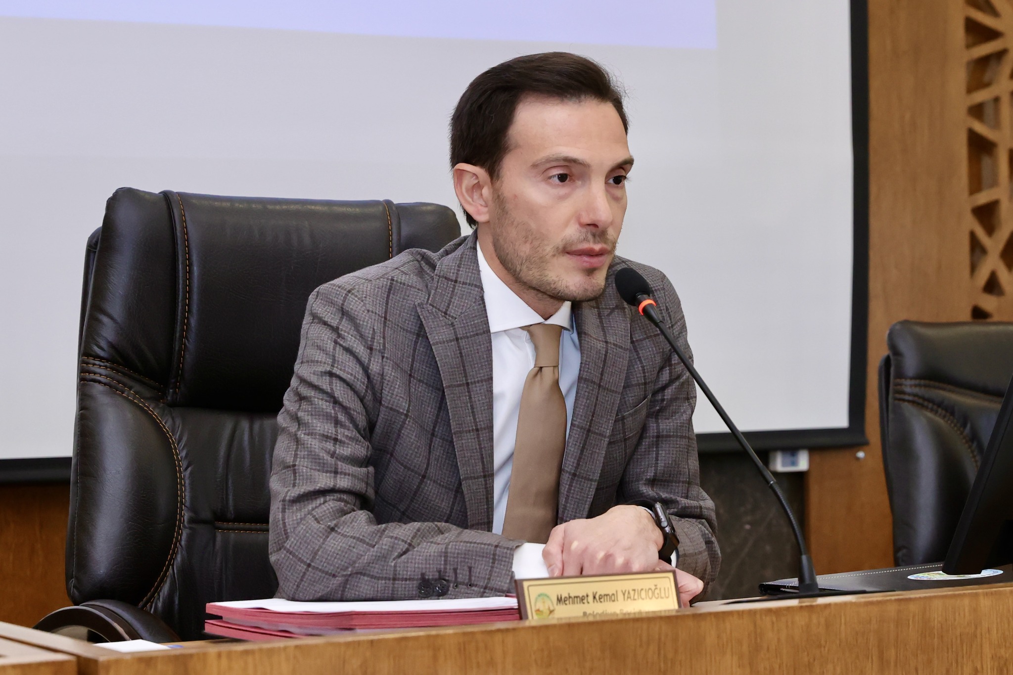 TOKAT’TA İÇKİLİ EĞLENCE MEKÂNLARI TAŞINIYOR MU? CHP’Lİ MECLİS ÜYESİNİN ÖNERGESİ ŞAŞIRTTI