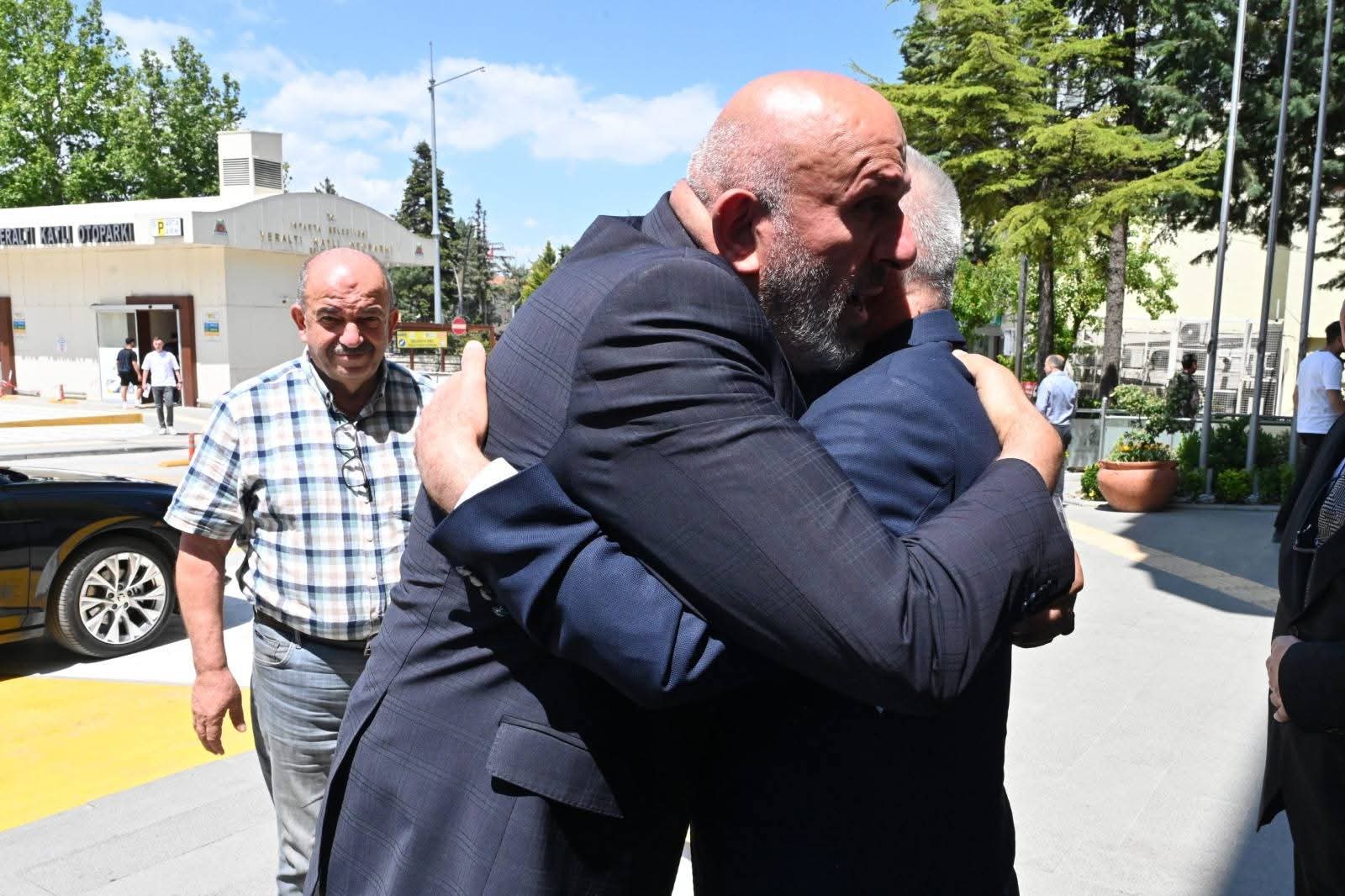 Türkiye Muhtarlar Konfederasyonu'ndan Isparta Belediye Başkanı Başdeğirmen'e Ziyaret