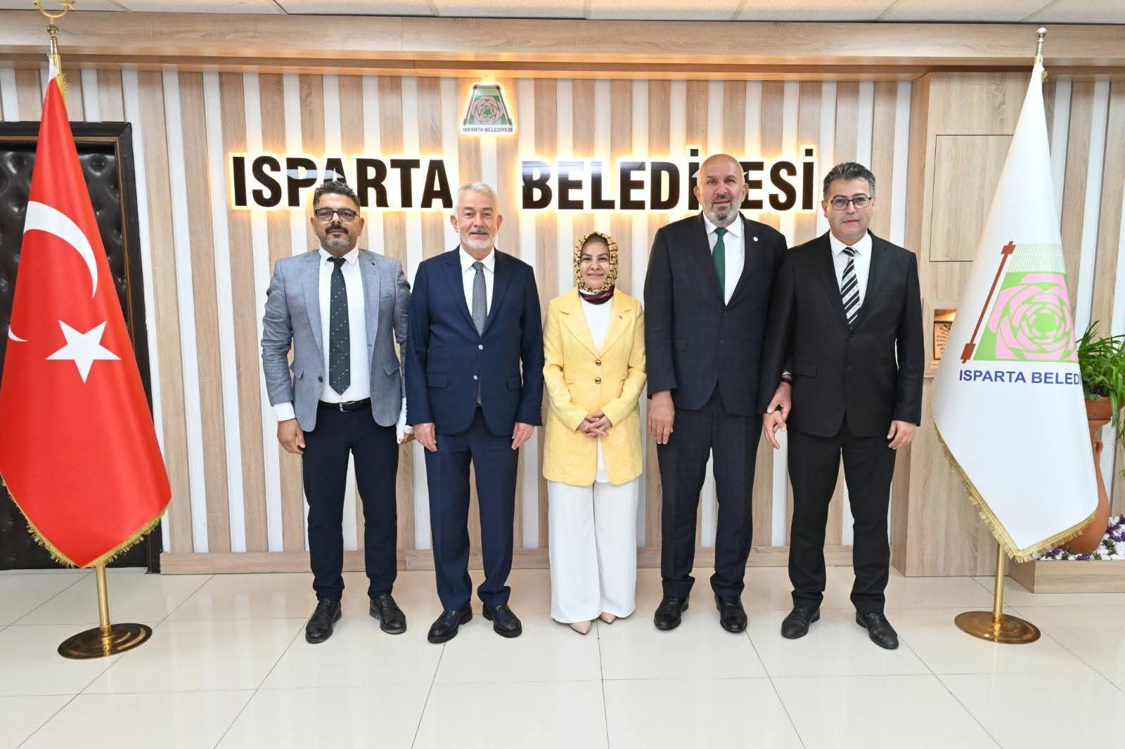 Türkiye Muhtarlar Konfederasyonu’ndan Isparta Belediye Başkanı Başdeğirmen’e Ziyaret