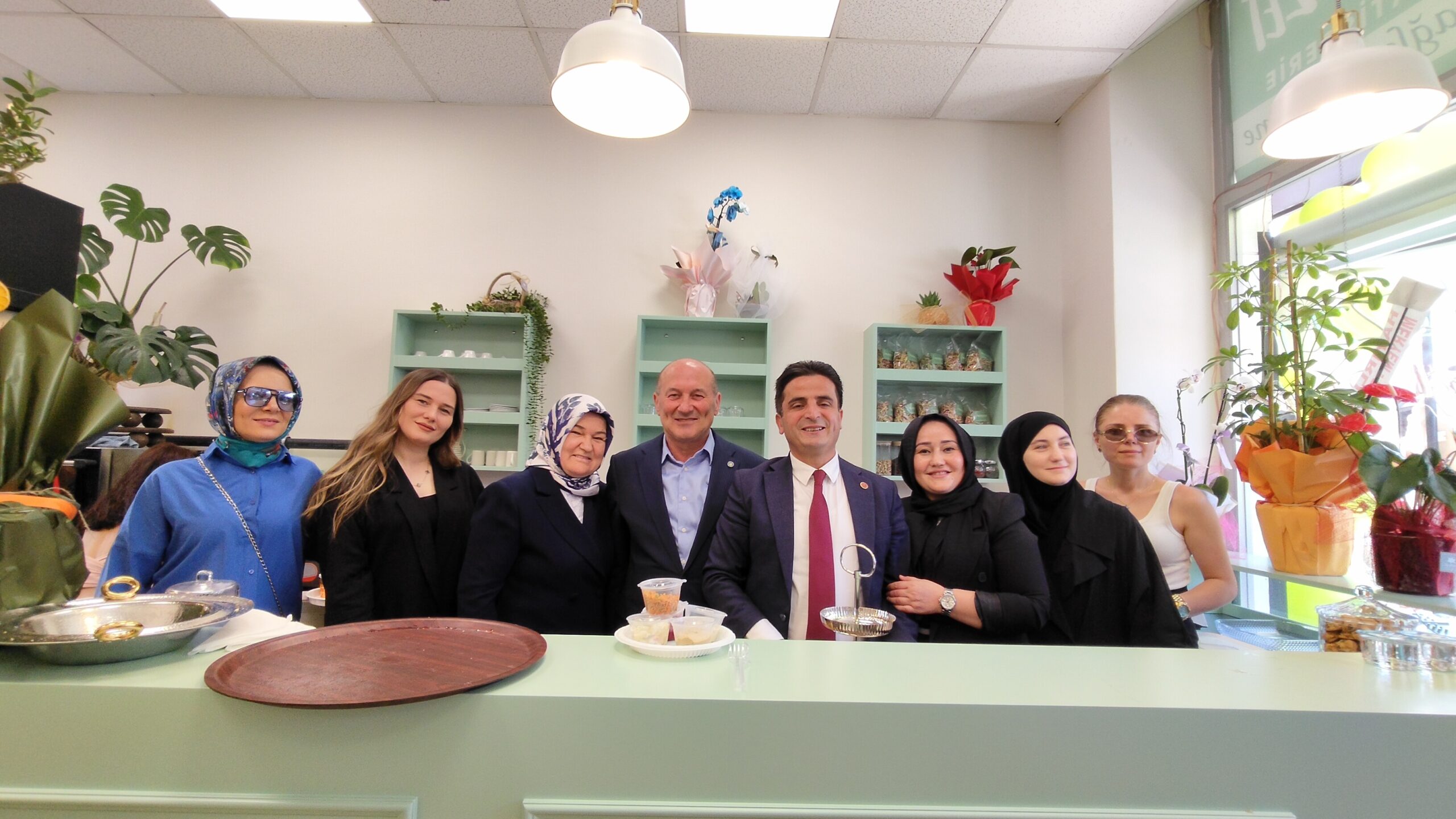 Taşdelen'de Yeni Lezzet Durağı "Mezzey Lezzet" Hizmete Girdi