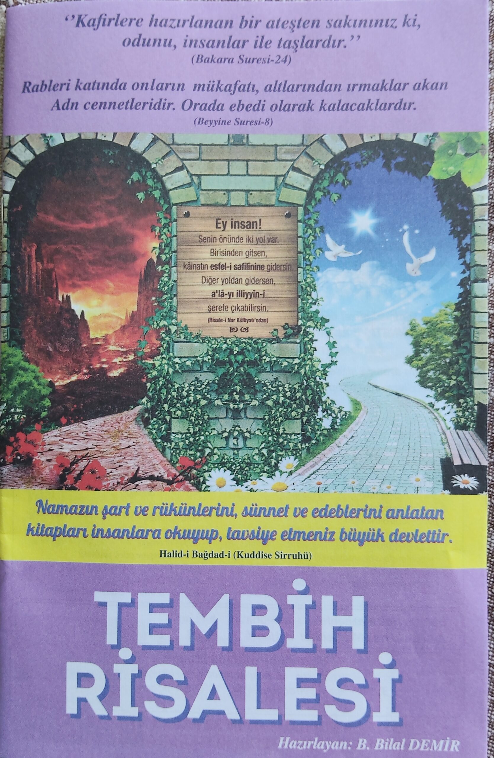 Vatandaş Tedirgin: Araçlara ve Apartmanlara Dini Kitapçık Bırakılıyor