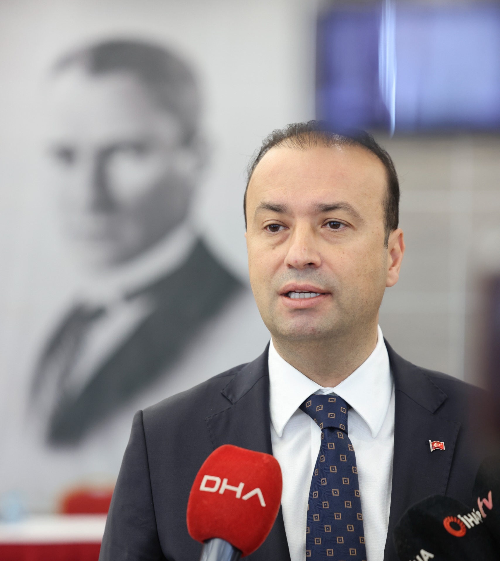 YENİ TAKSİ PLAKALARI İÇİN İLK İHALE YAPILDI