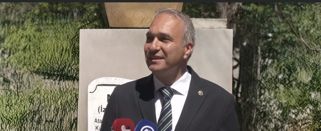 CHP’li Suat Özçağdaş’tan Sert Açıklama: “Murat Başkan Yalnız Değildir!”