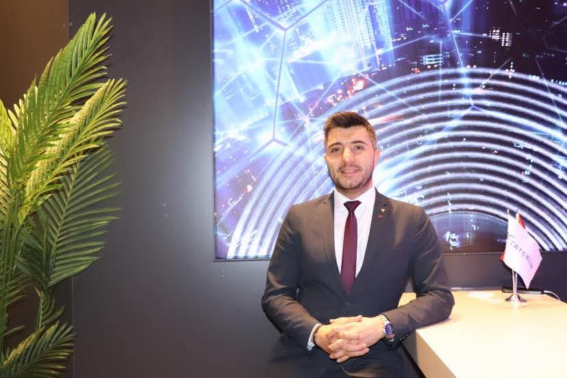 CHP’li Bülent Akkılıç’tan Sert Çıkış: “Ya Halkı Temsil Edersin, Ya Şirketi Yönetirsin!”