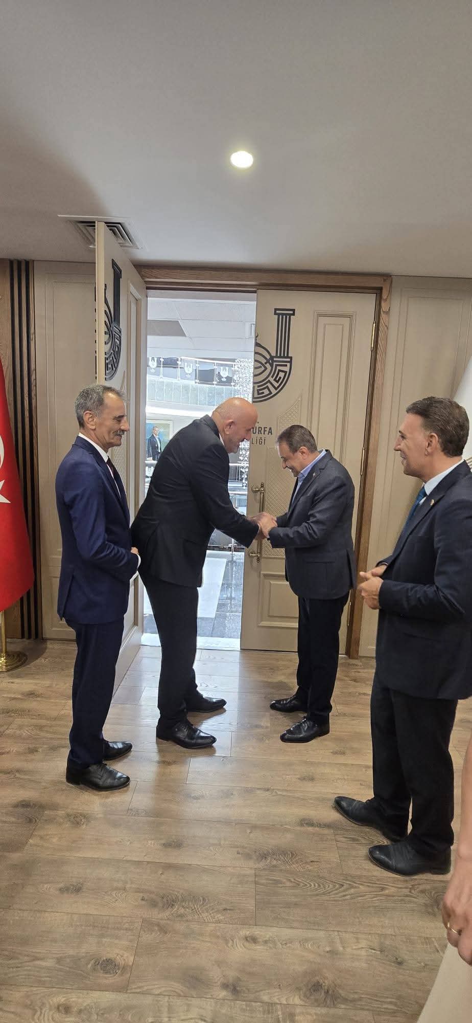 Türkiye Muhtarlar Konfederasyonu’ndan Şanlıurfa Valisi Hasan Şıldak’a Ziyaret