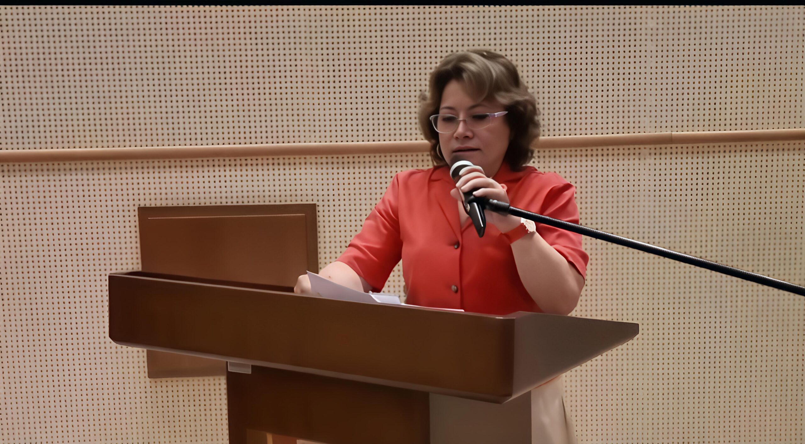 CHP’li Saadet Çertez’den Mecliste Sert Eleştiriler: “Yap-İşlet-Devret, Yap-İşlet-Yut Modeline Dönüştü”