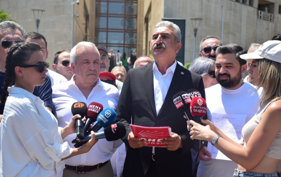 CHP Bursa’dan Ahmet Hamdi Çamlı Hakkında Suç Duyurusu: “Cumhuriyet’e Haince Saldırılara Karşı Susmayacağız”