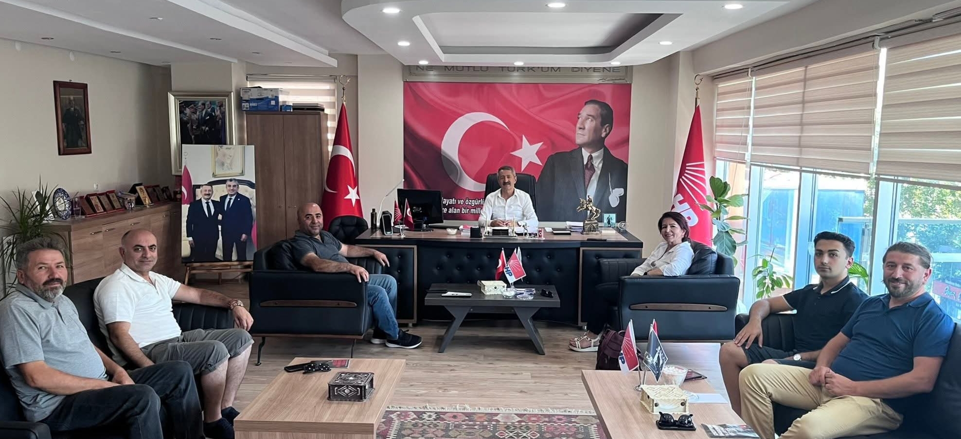 CHP Zile İlçe Başkanlığı’na Anlamlı Ziyaret: Pir Aziz Baba Türbesi Gündemdeydi