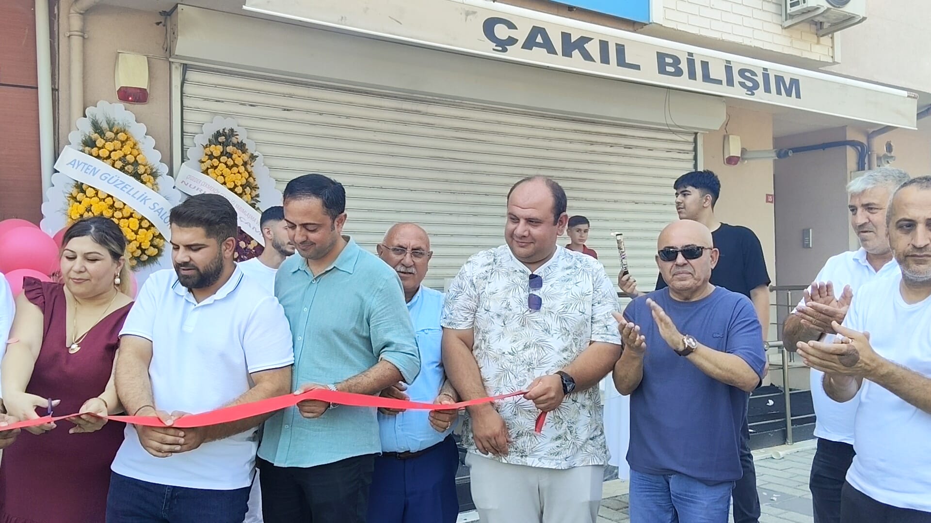 Çekmeköy'de BAKO WEARS Erkek Giyim Mağazası Açıldı