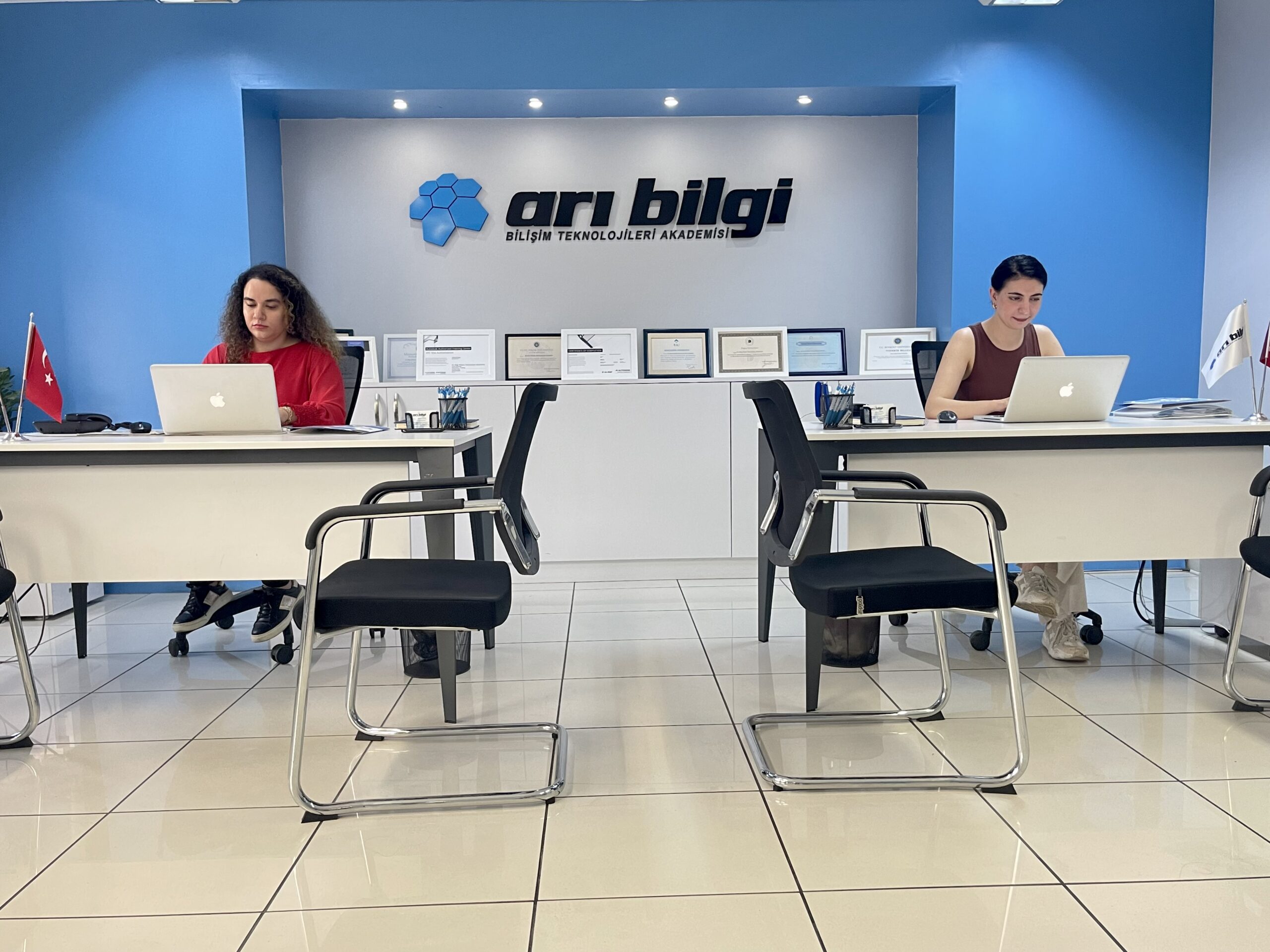 YKS Bitti, Gelecek Dijitalde Başlıyor