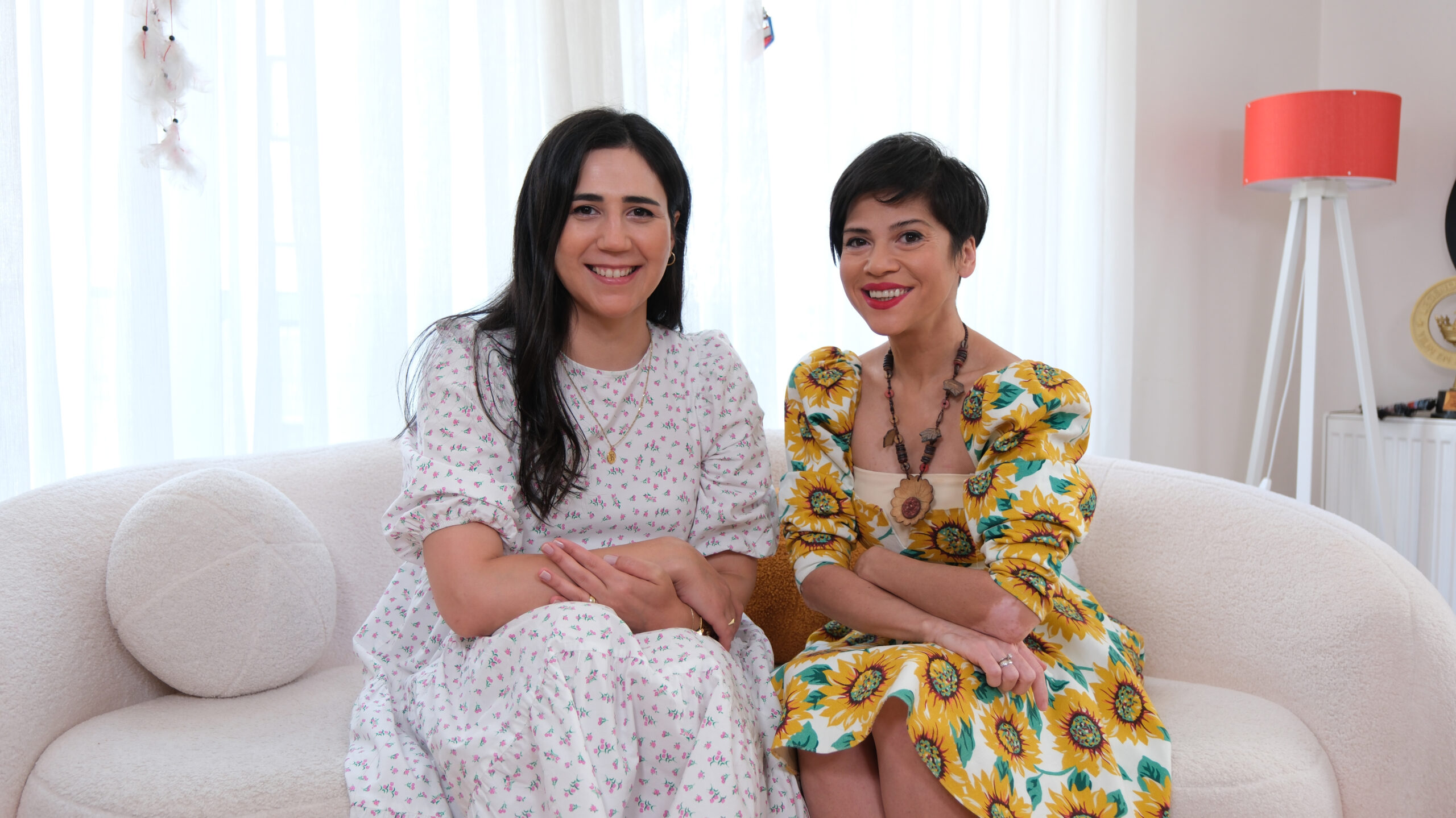 Aydilge’den Sezen Aksu’ya Şarkılı Gönderme: “Ülkemizde Gözyaşı Ticareti Yapılıyor”