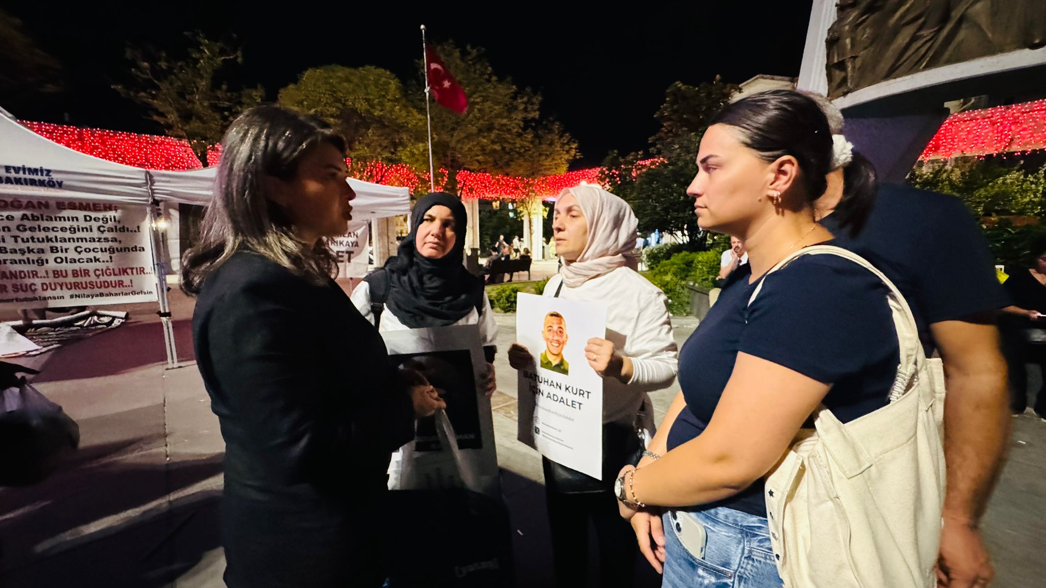 Bakırköy’de Adalet Nöbeti: Aileler Cezaların Yetersizliğini Protesto Etti