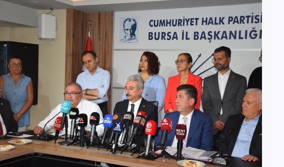 CHP’den 81 İlde Eş Zamanlı Saha Atağı: Bursa’da Hükümet Programı İçin Start Verildi