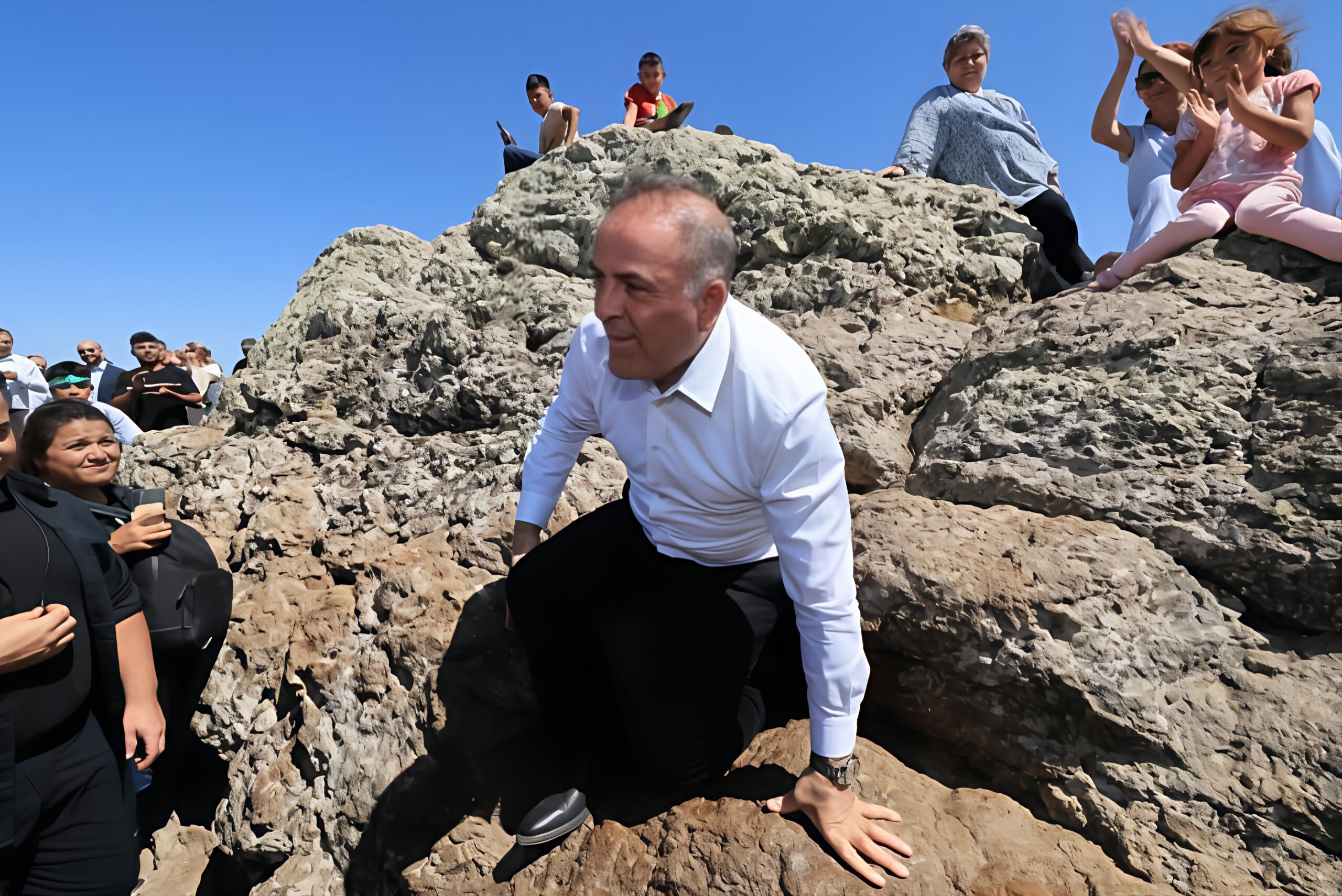 İBB Başkan Vekili Nuri Aslan, Nevşehir Hacıbektaş’ta Ziyaretlerde Bulundu