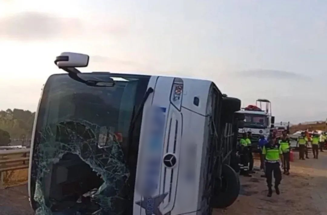 KUZEY MARMARA OTOYOLU’NDA FECİ KAZA! 3 ÖLÜ, 20 YARALI