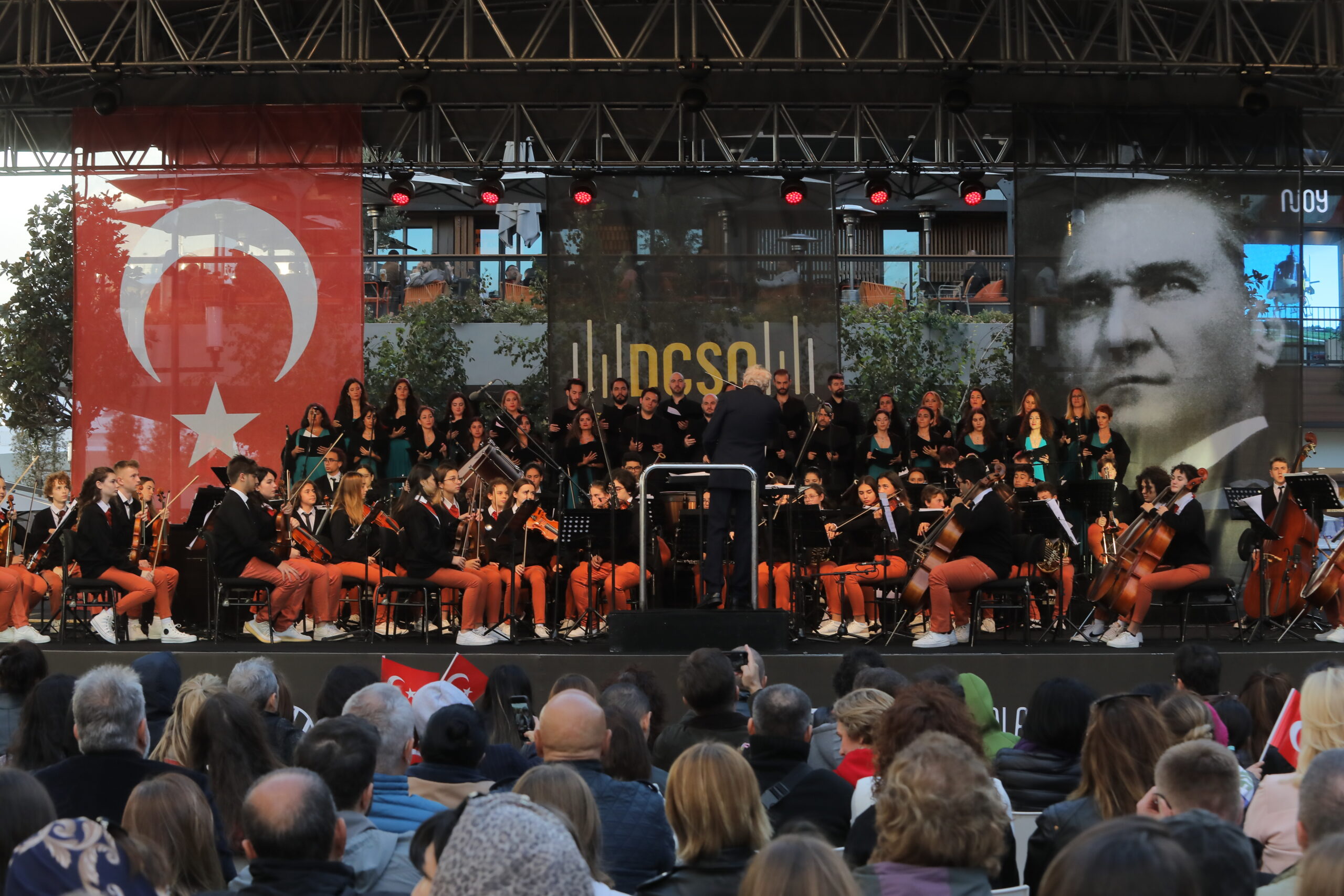 Doğuş Çocuk Senfoni Orkestrası’ndan Cumhuriyet’in 102. Yılına Özel Müzik Şöleni