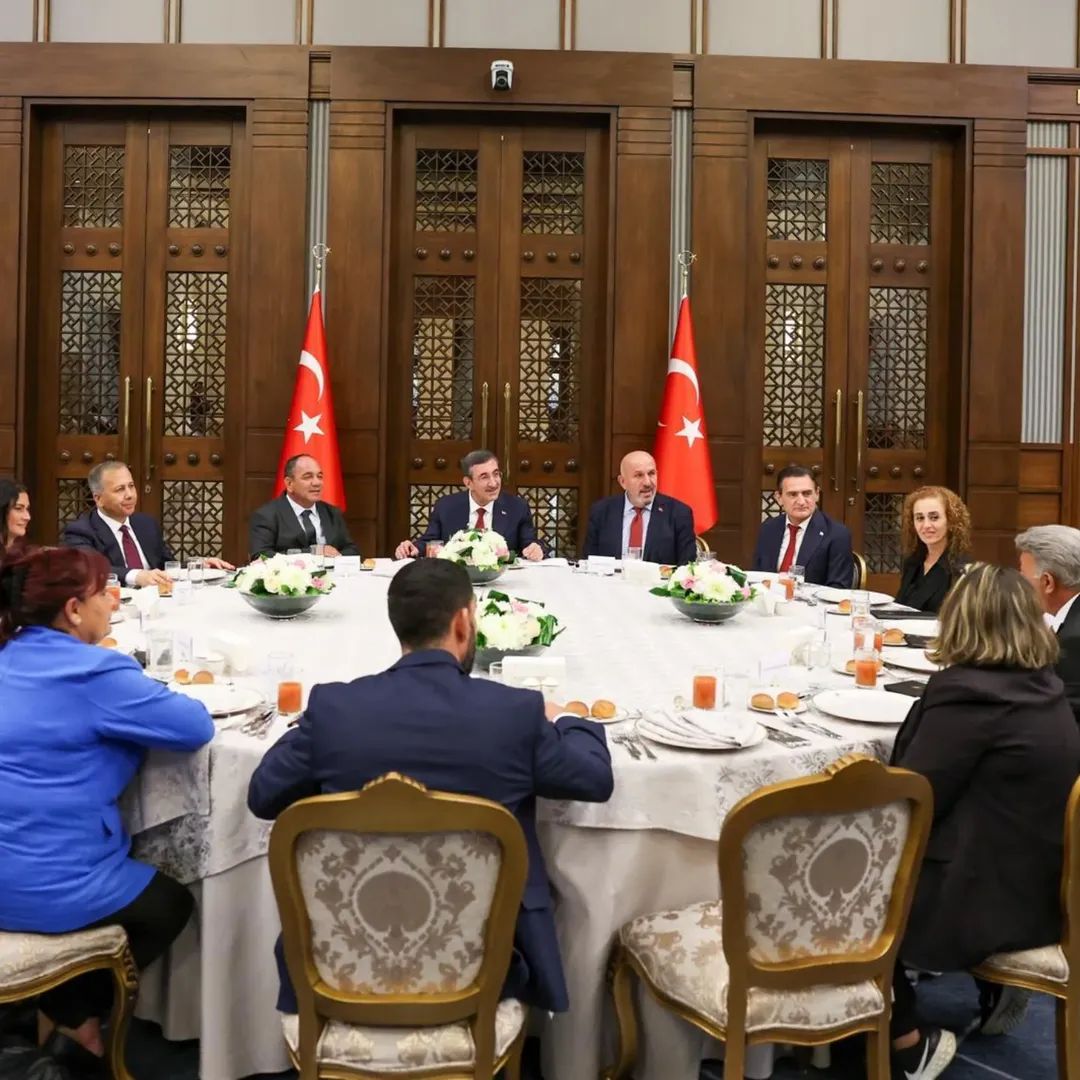 Türkiye Muhtarlar Konfederasyonu’ndan Ankara’da Diplomatik Maraton: Muhtarlık Sorunları ve Yasa Çalışmaları Zirveye Taşındı