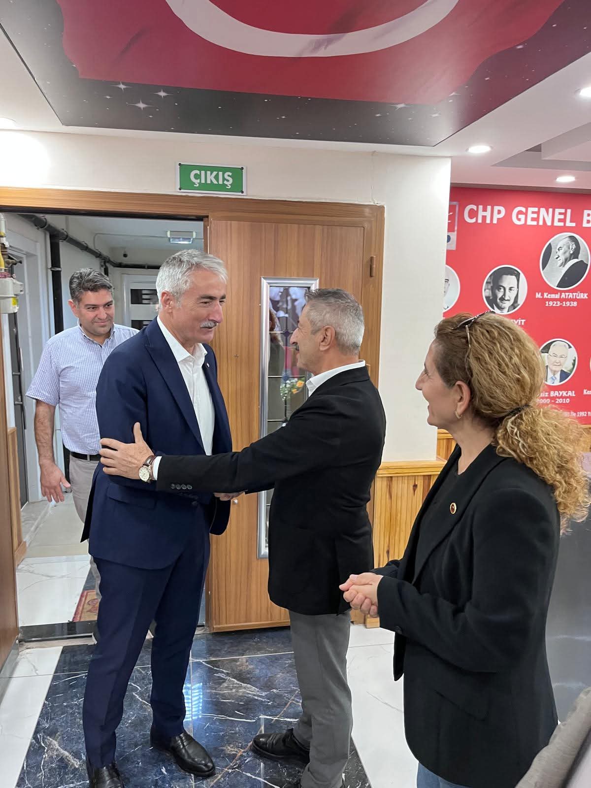 Patronlardan CHP Zile İlçe Başkanlığı’na “hayırlı olsun” ziyareti