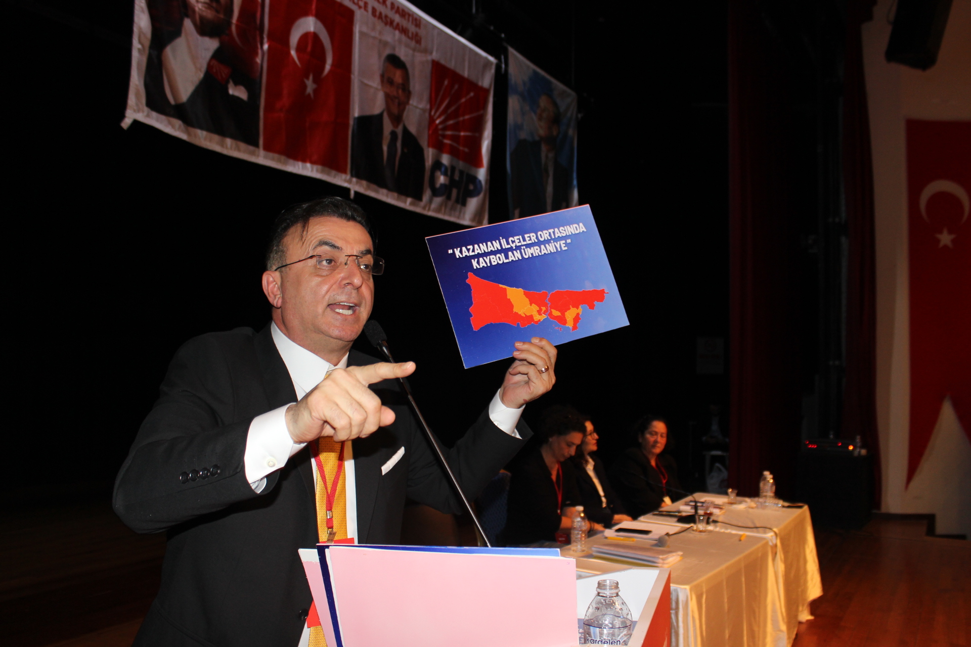 Ümraniye CHP'de Nefes Kesen Seçim: Metin Demirbilek 20 Oy Farkla Zirvede!"