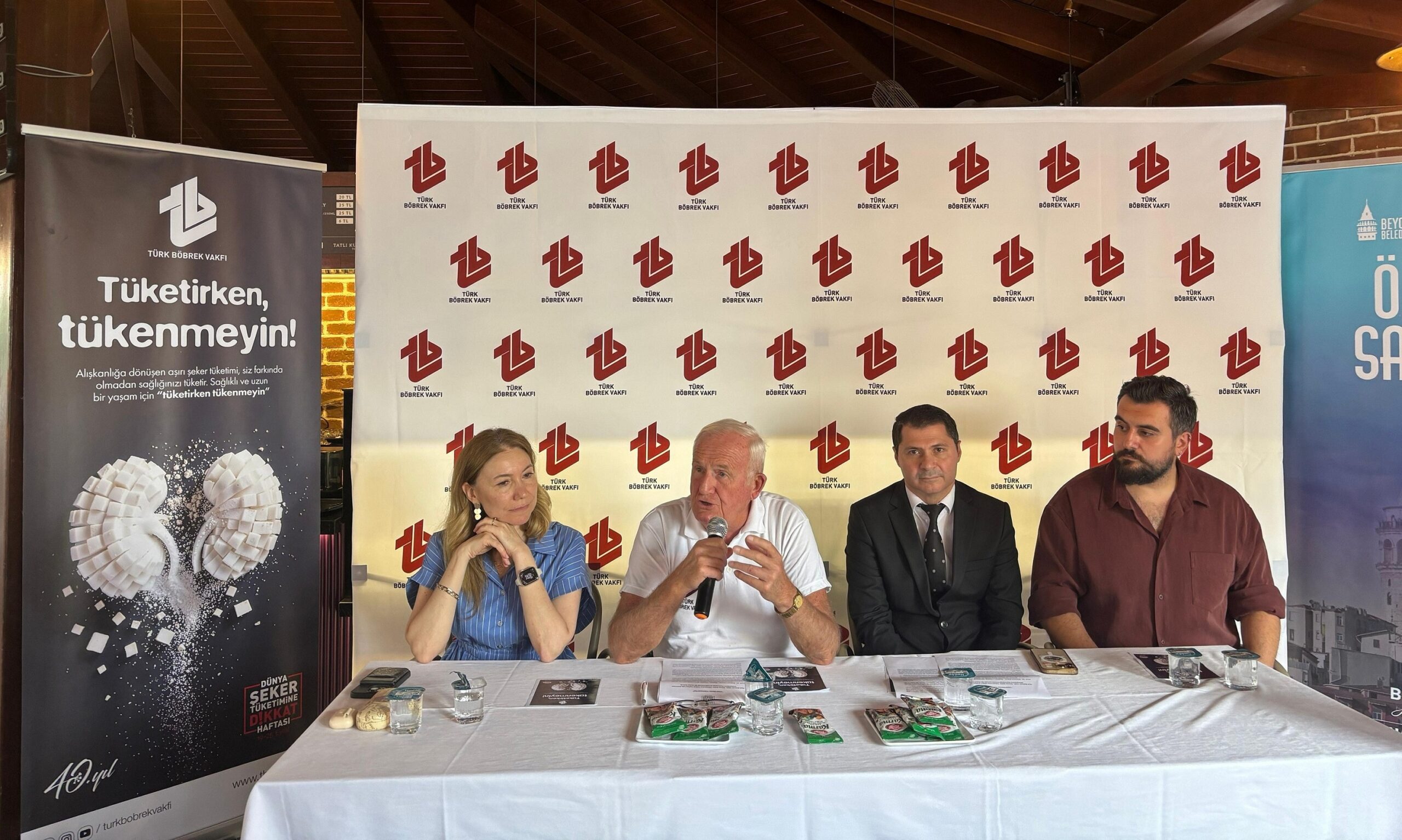 Türk Böbrek Vakfı’ndan Şeker Tüketimine Dikkat Çağrısı: Uzmanlar Kasımpaşa Emekli Evi’nde Buluştu”