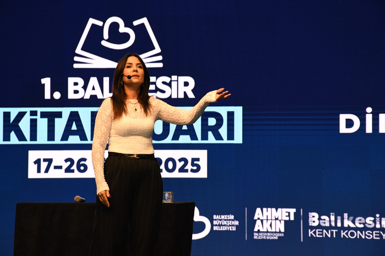 Dilek Cesur: “Bizim kavgamız başkalarıyla değil, kendimizle”