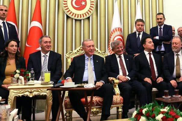Muharrem İnce’den Erdoğan’ın TBMM Resepsiyonundaki Masaya Sert Tepki