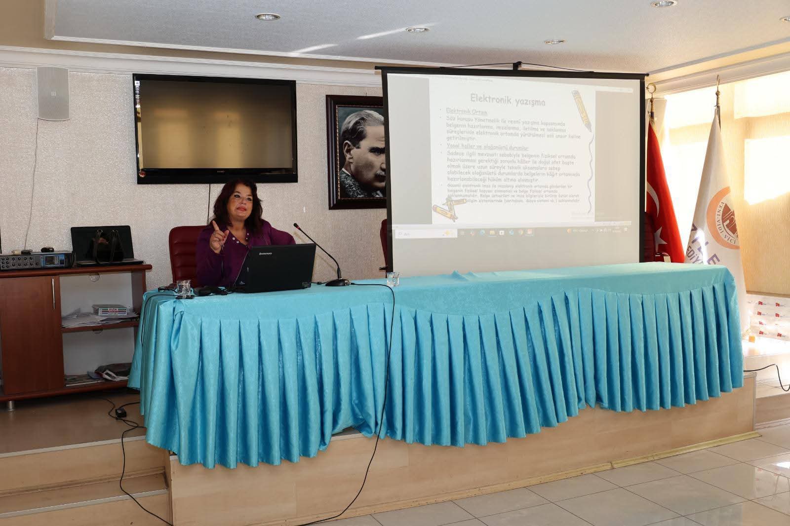 Zile Belediyesi’nde Kurum İçi Eğitim Seferberliği: Personellere “Resmi Yazışma Kuralları” Eğitimi