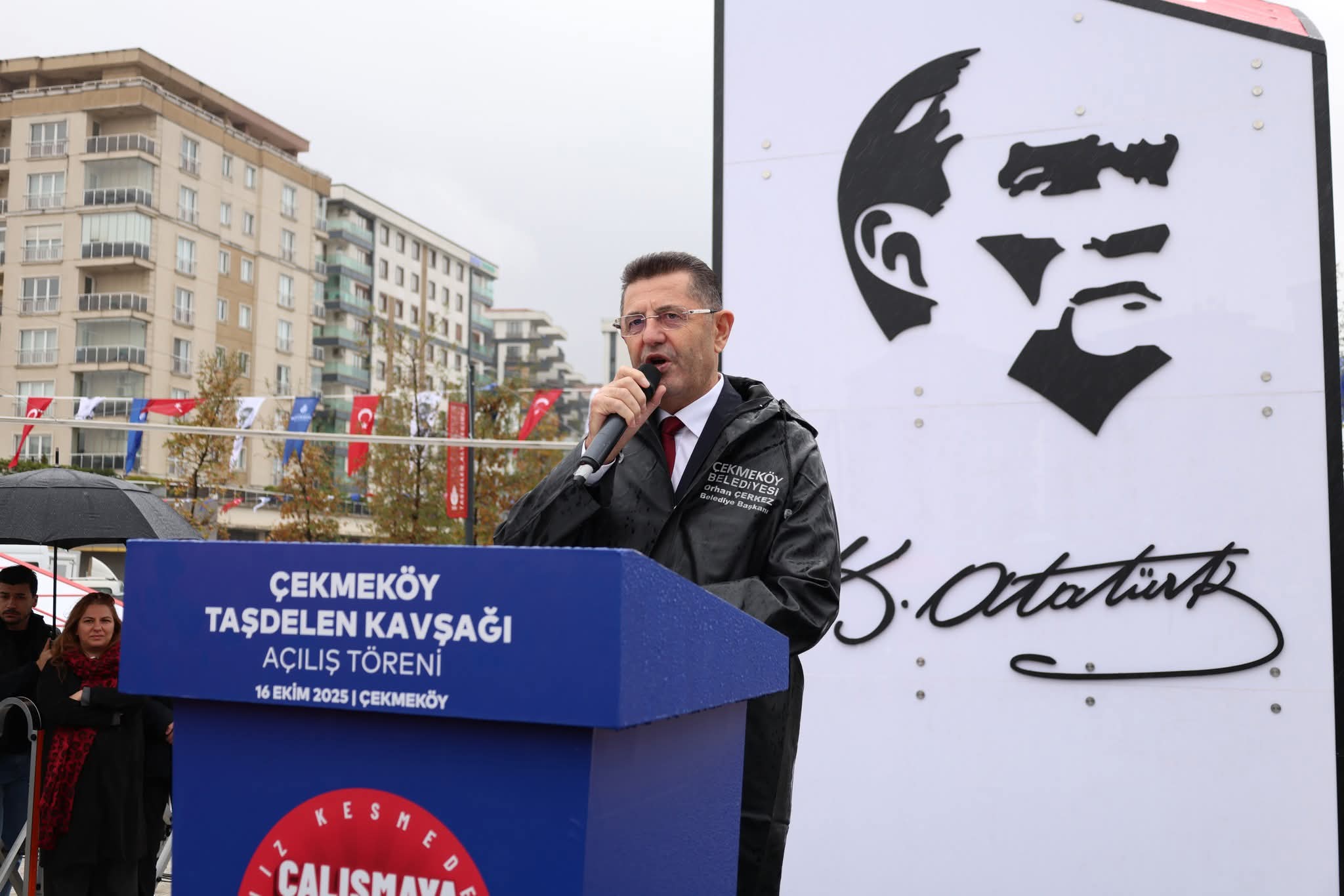 Çekmeköy-Taşdelen-Yenidoğan Kavşağı Açıldı: Yağmura Rağmen Yoğun Katılım