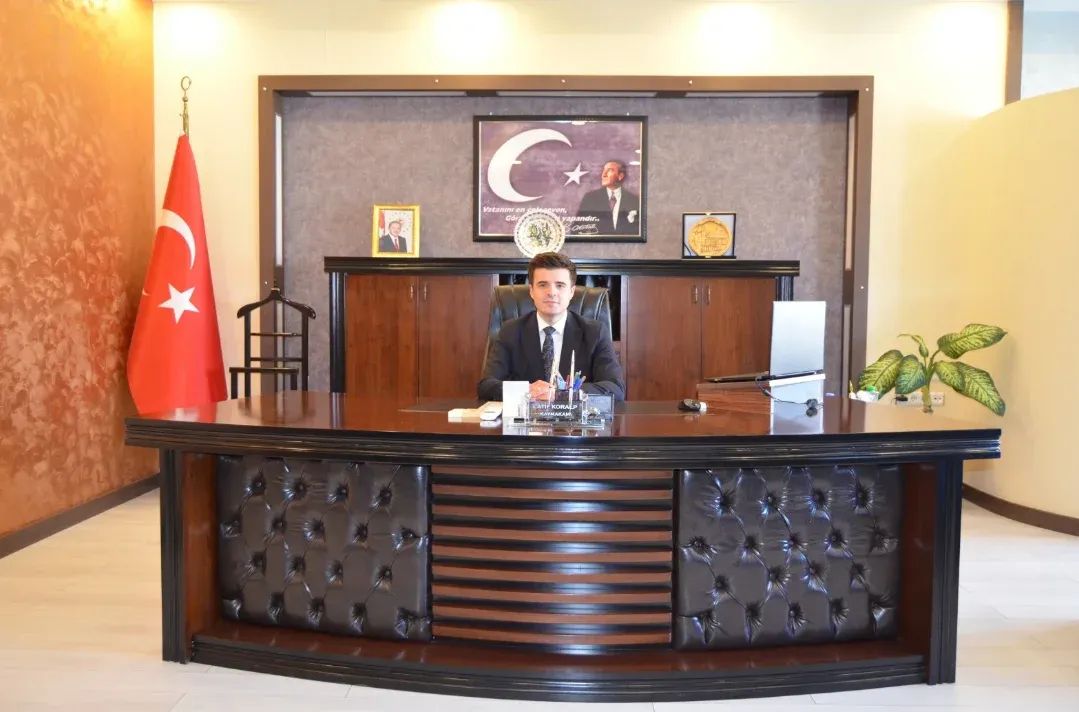 Çekerek’te Kaymakam Değişikliği: “Kaymakam Dayanmıyor” Yorumları