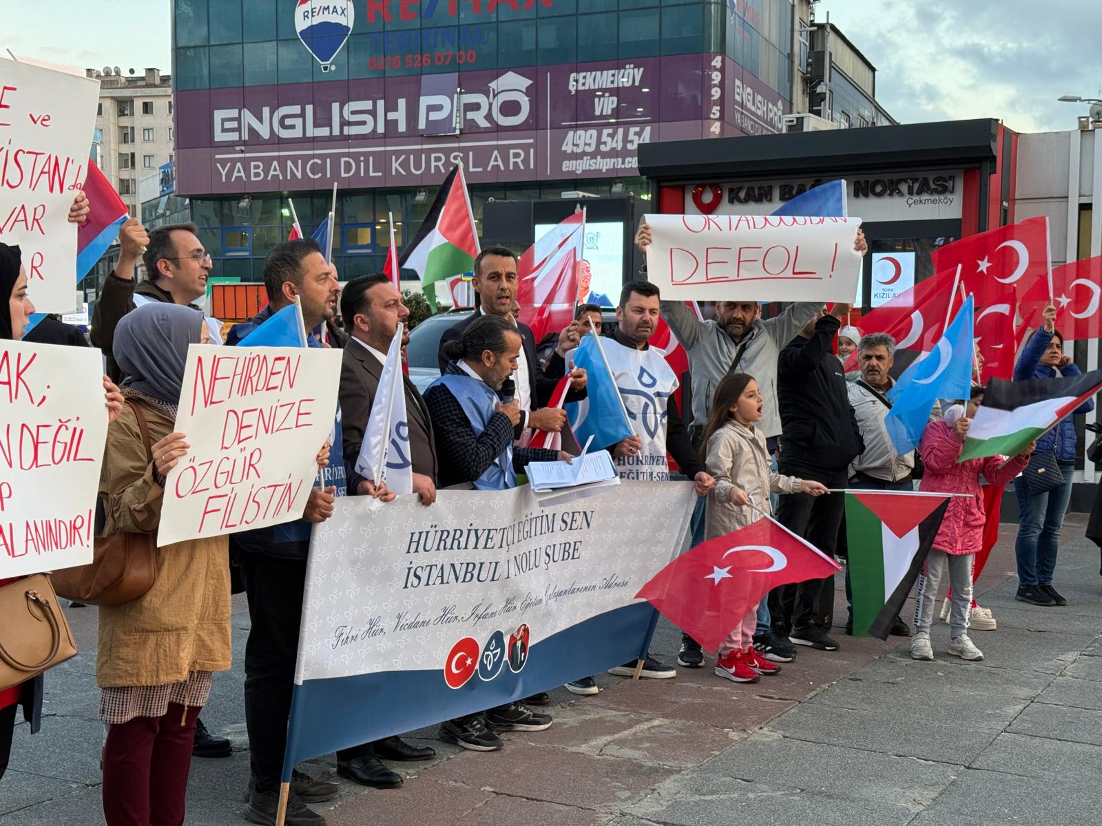 Hürriyetçi Eğitim Sen’den Gazze ve Doğu Türkistan’daki Zulme Karşı Güçlü Mesaj