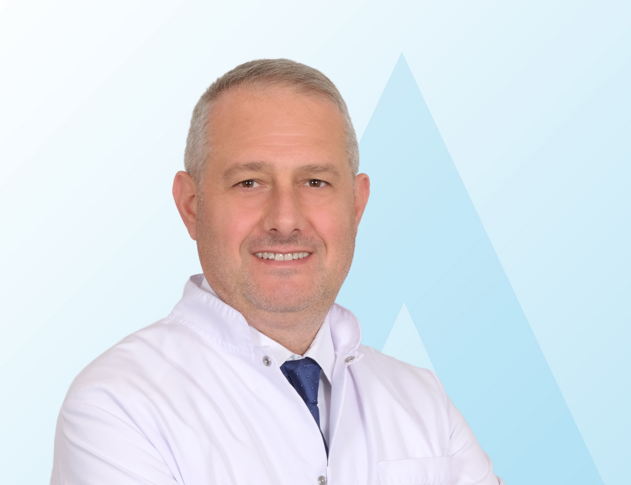 Şiddetli Kalça Ağrısına Kalıcı Çözüm: Kalça Protezi! Yeni Nesil Kalça Protezlerinin Ömrü 30 Yıla Kadar Uzanıyor