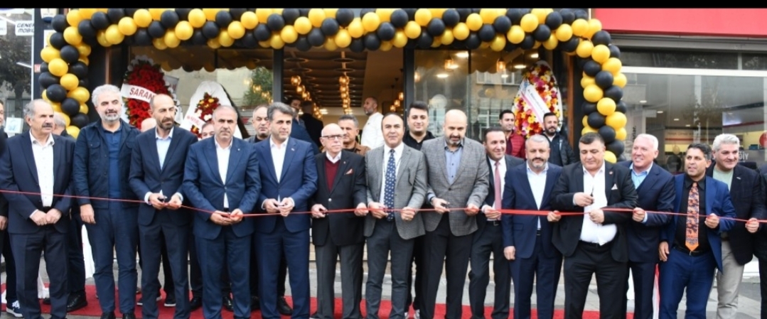 Bağcılar, Chef Bilal Gurme Çiğköfte ile yeni bir lezzet durağına kavuştu