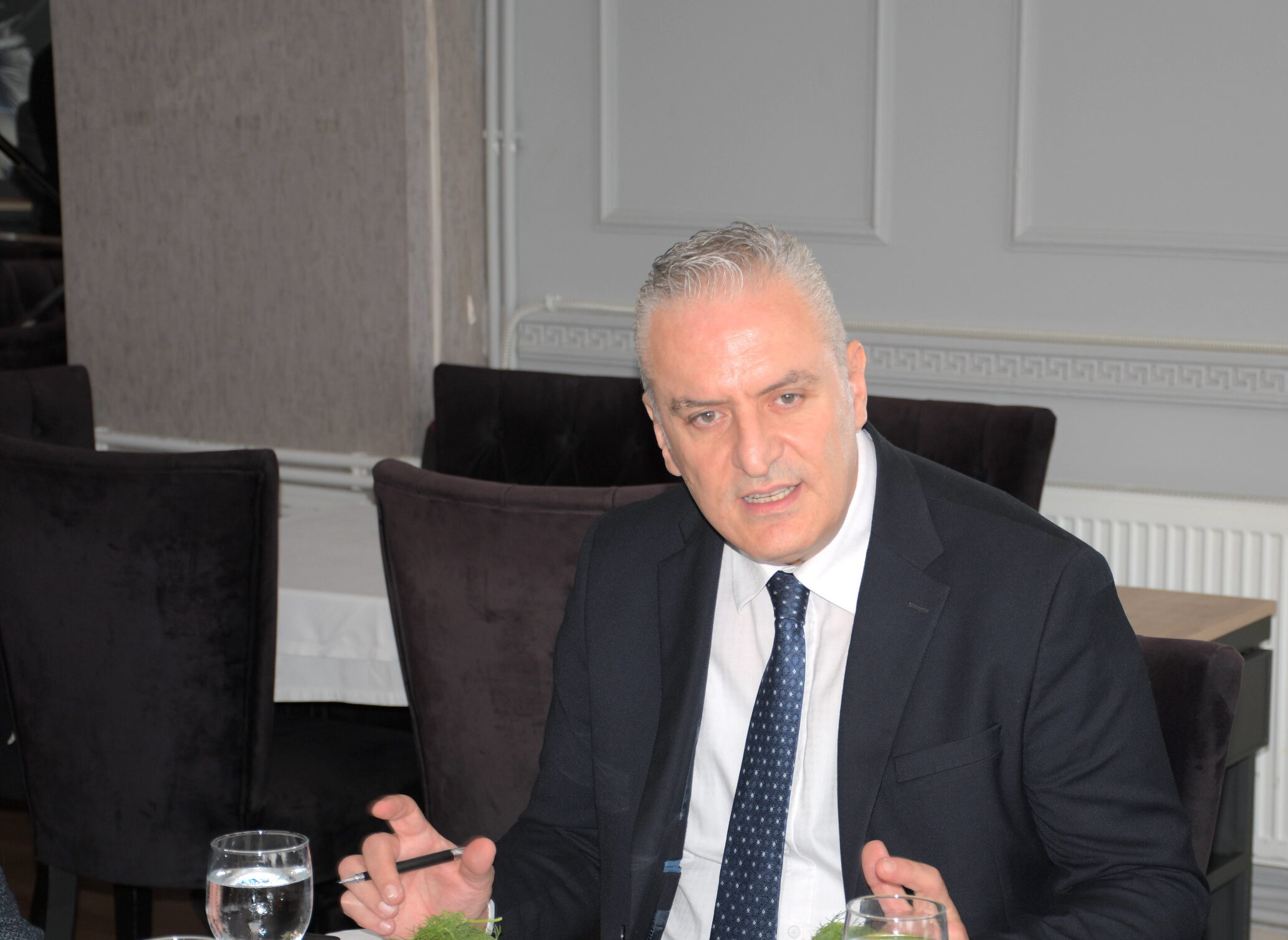 TÜRSAB Başkan Adayı Nezih Hacıalioğlu’ndan Genel Kurul Çağrısına Tepki: “Eşitlik ve Şeffaflık Zedeleniyor”