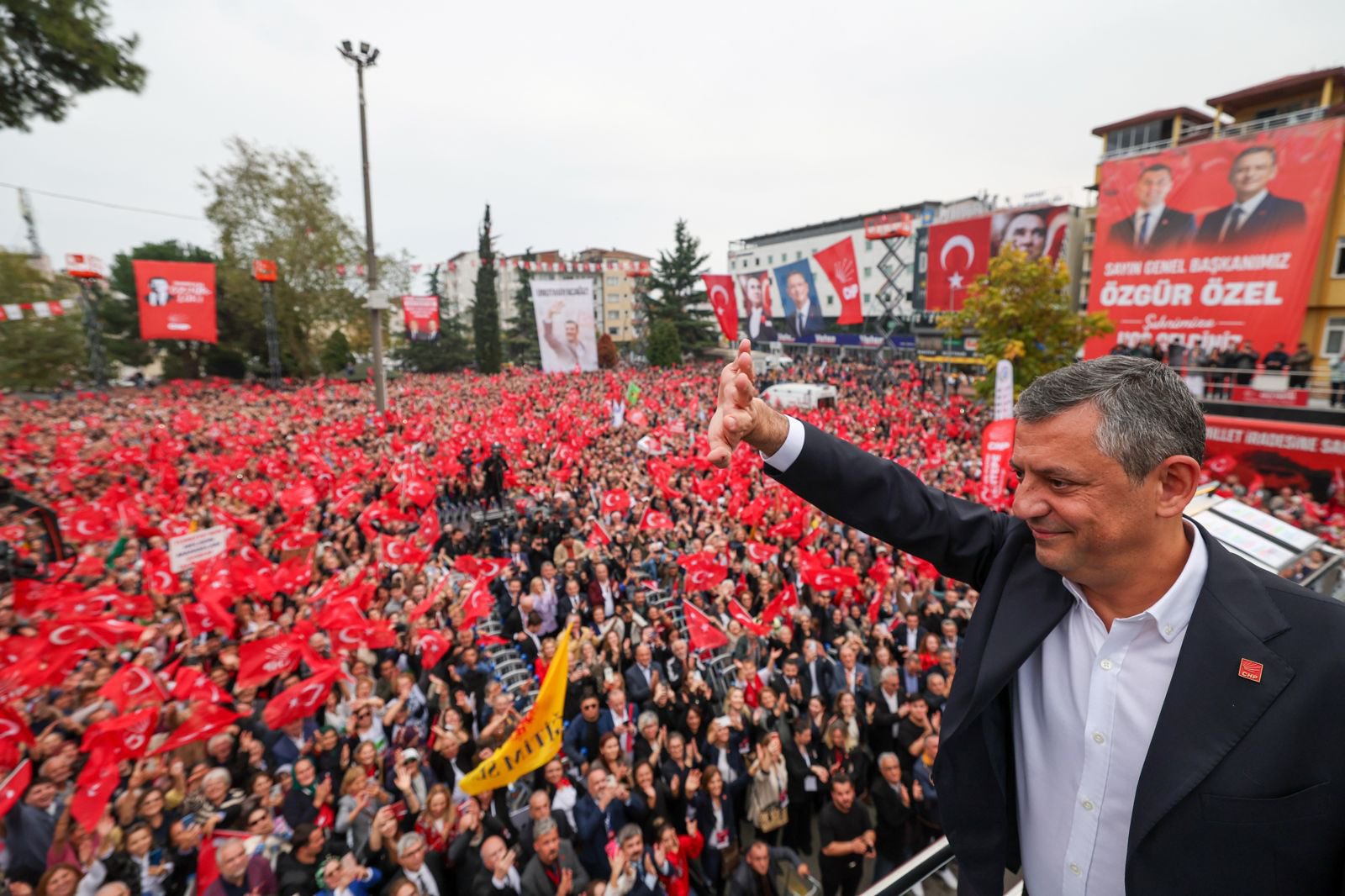 CHP Lideri Özgür Özel Zonguldak’ta Miting Düzenliyor