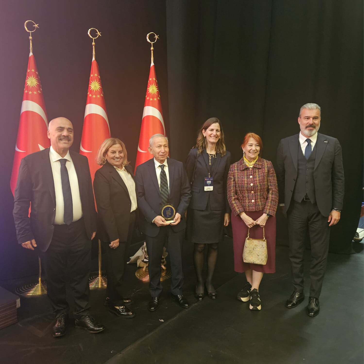 Atabay’a TÜSEB’den Sağlık Teknolojileri Prestij Ödülü