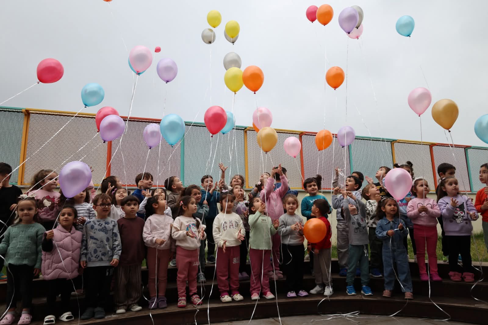 Çekmeköy’de Minik Yüreklerden Büyük Mesaj: Lösemiye Karşı Farkındalık Etkinliği
