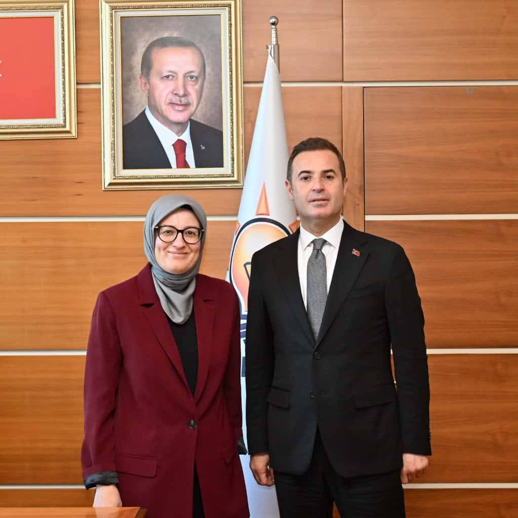 Balıkesir Büyükşehir Belediye Başkanı Ahmet Akın’dan AK Parti Ziyareti: Kalkınma Görüşmeleri Yapıldı