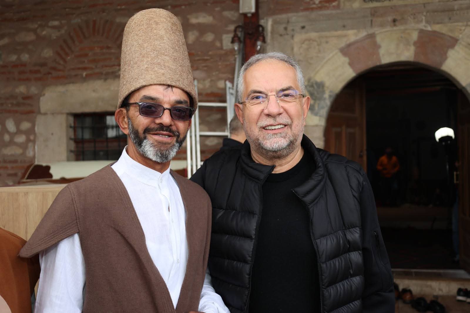 ZİLE’DE SET KURULDU: TRT YAPIMI “HEY ONBEŞLİ” DİZİSİNİN ZİLE ÇEKİMLERİ BAŞLADI — 400 KİŞİLİK KADRO İLÇEDE