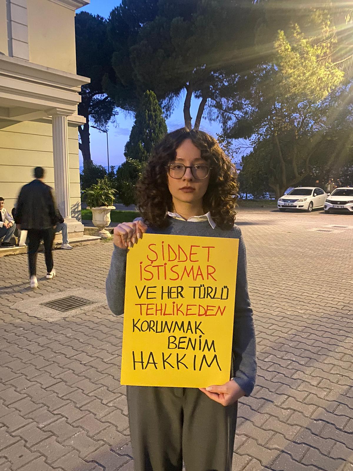 Uludağ Üniversitesi Öğrencilerinden 20 Kasım Dünya Çocuk Hakları Günü’nde Ortak Çıkış: “Çocukların Hayatı Tartışmaya Kapalıdır”