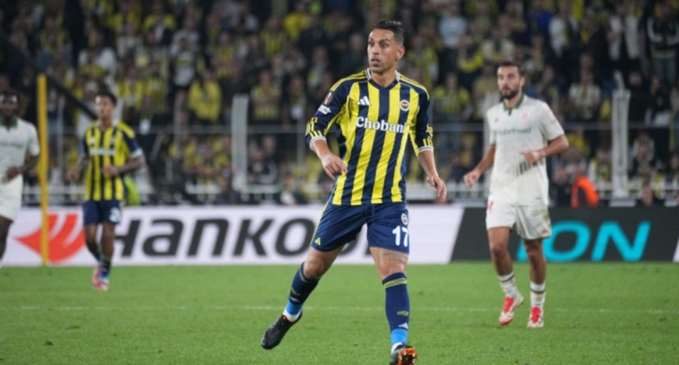 Fenerbahçe’de İrfan Can Kahveci’den Kadro Dışı Tepkisi: “Prim İçin Gırtlaklama İddiası Yalan”