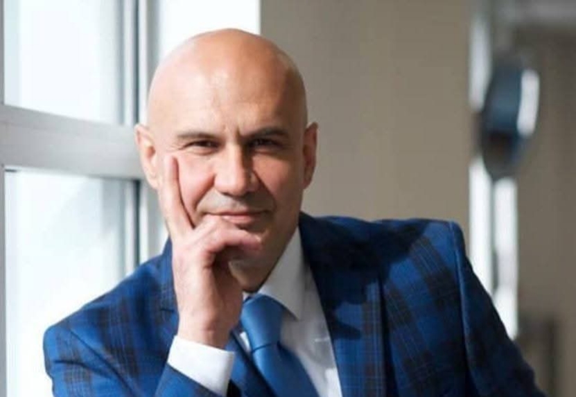 İYİ PARTİLİ TURHAN ÇÖMEZ’DEN ANKARA’DA "181 MİLYON LİRALIK MAKYAJ" TEPKİSİ: "FAKİRLİĞİ VE YIKIMI PANELLE ÖRTMEYE ÇALIŞIYORLAR!"