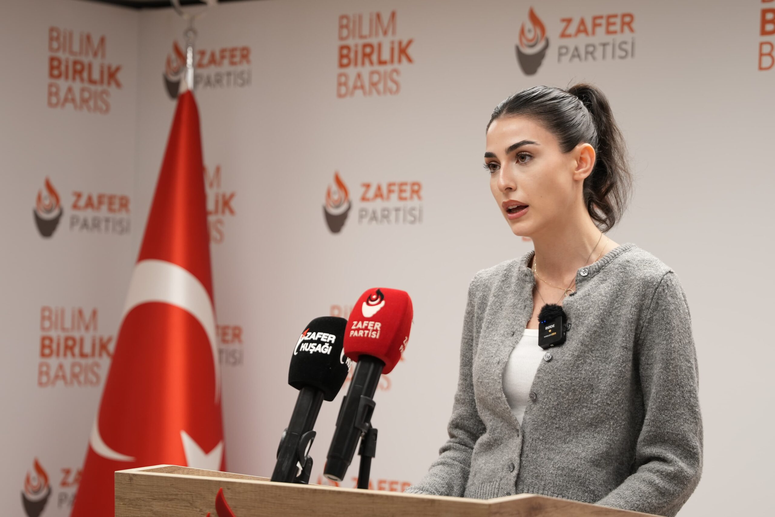 ZAFER PARTİSİ’NDEN SERT ÇIKIŞ: “GENÇLER GİTMEK İSTİYOR, KADINLAR KORKUYOR, ADALET ÇÖKMÜŞ DURUMDA”