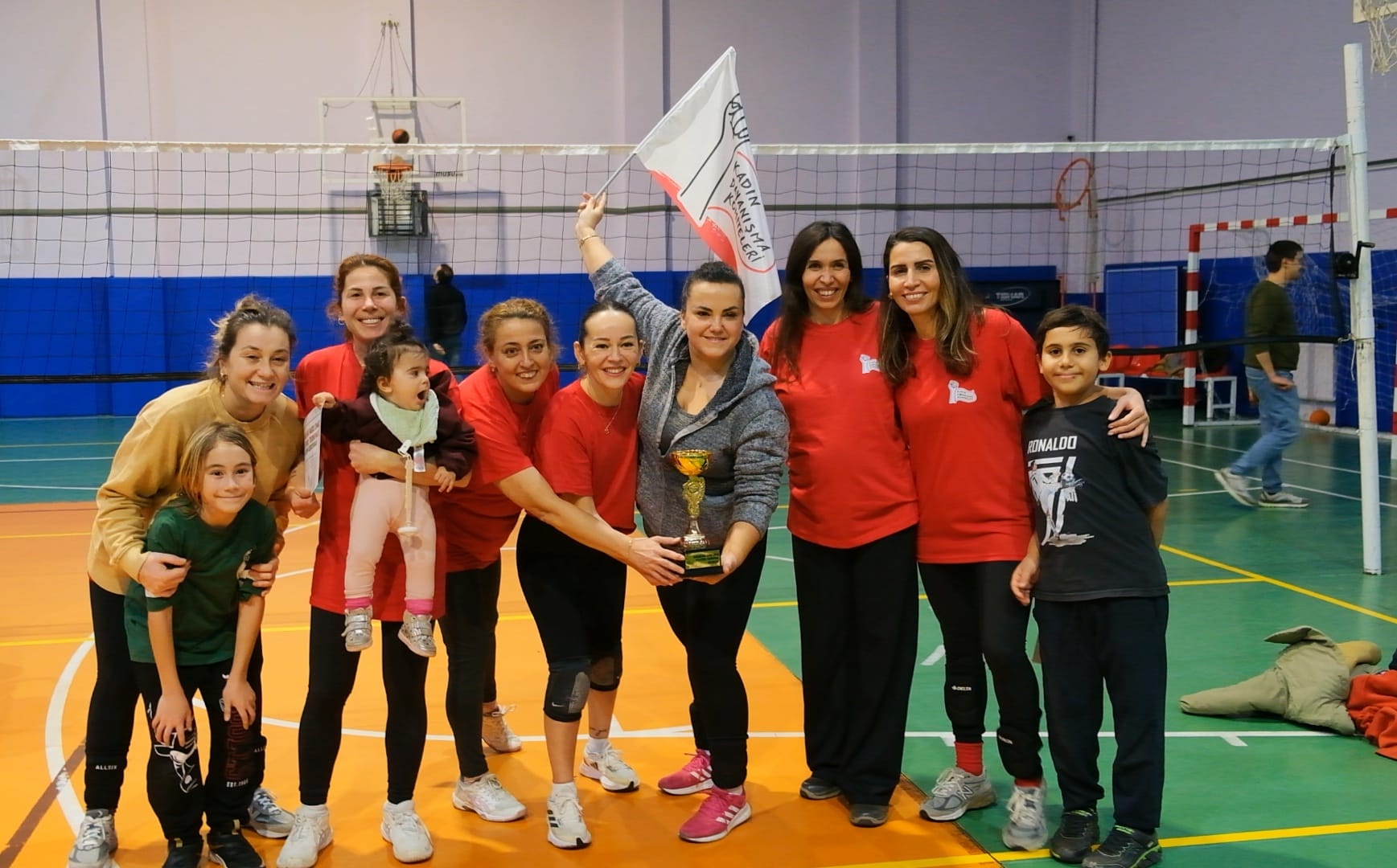Karanlığa Karşı Smaç” Voleybol Turnuvası Tamamlandı