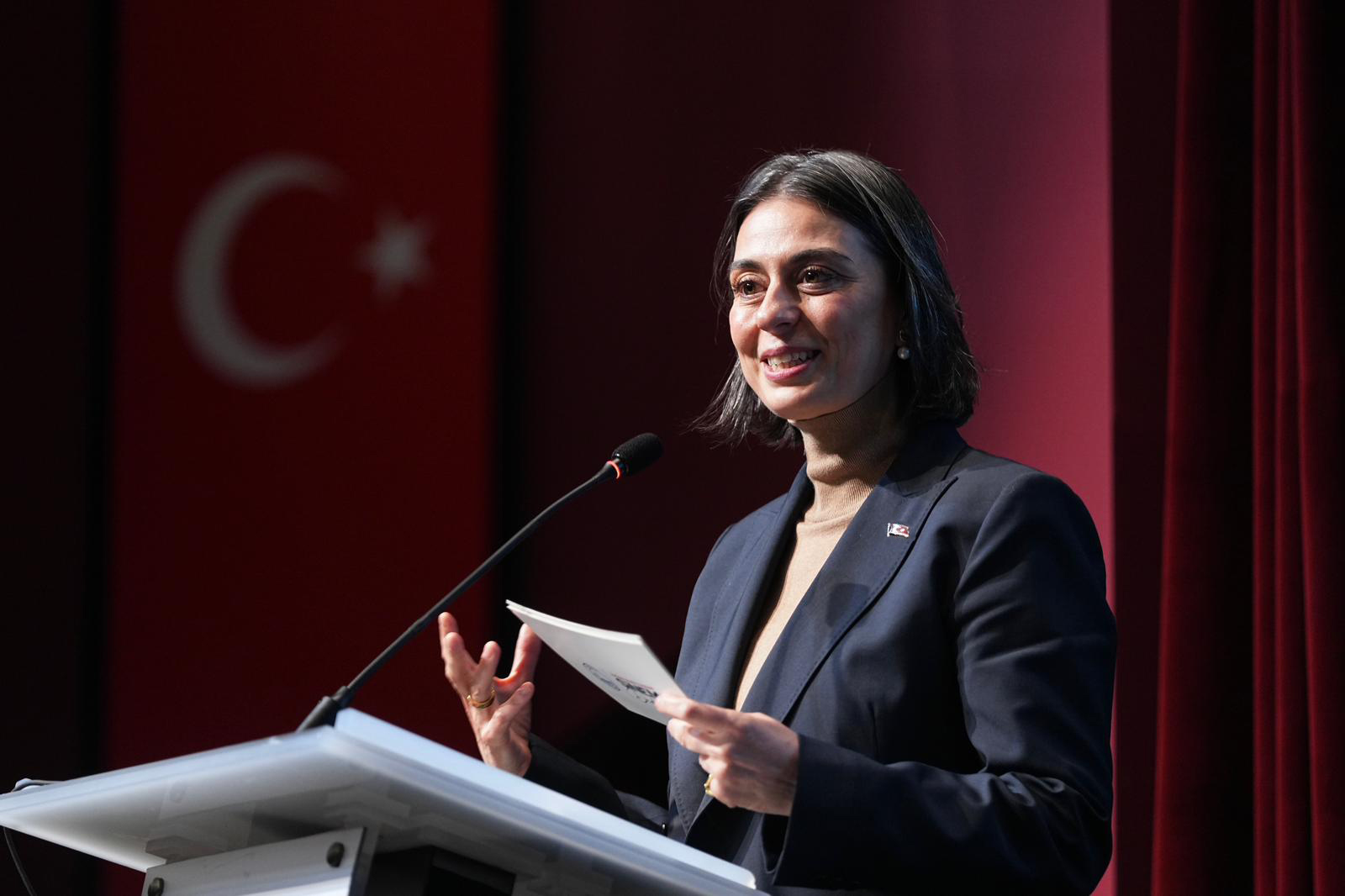 Üsküdar’da “İsmet İnönü’yü Üç Kuşak İnönü Ailesi Anlatıyor” Paneli Gerçekleştirildi