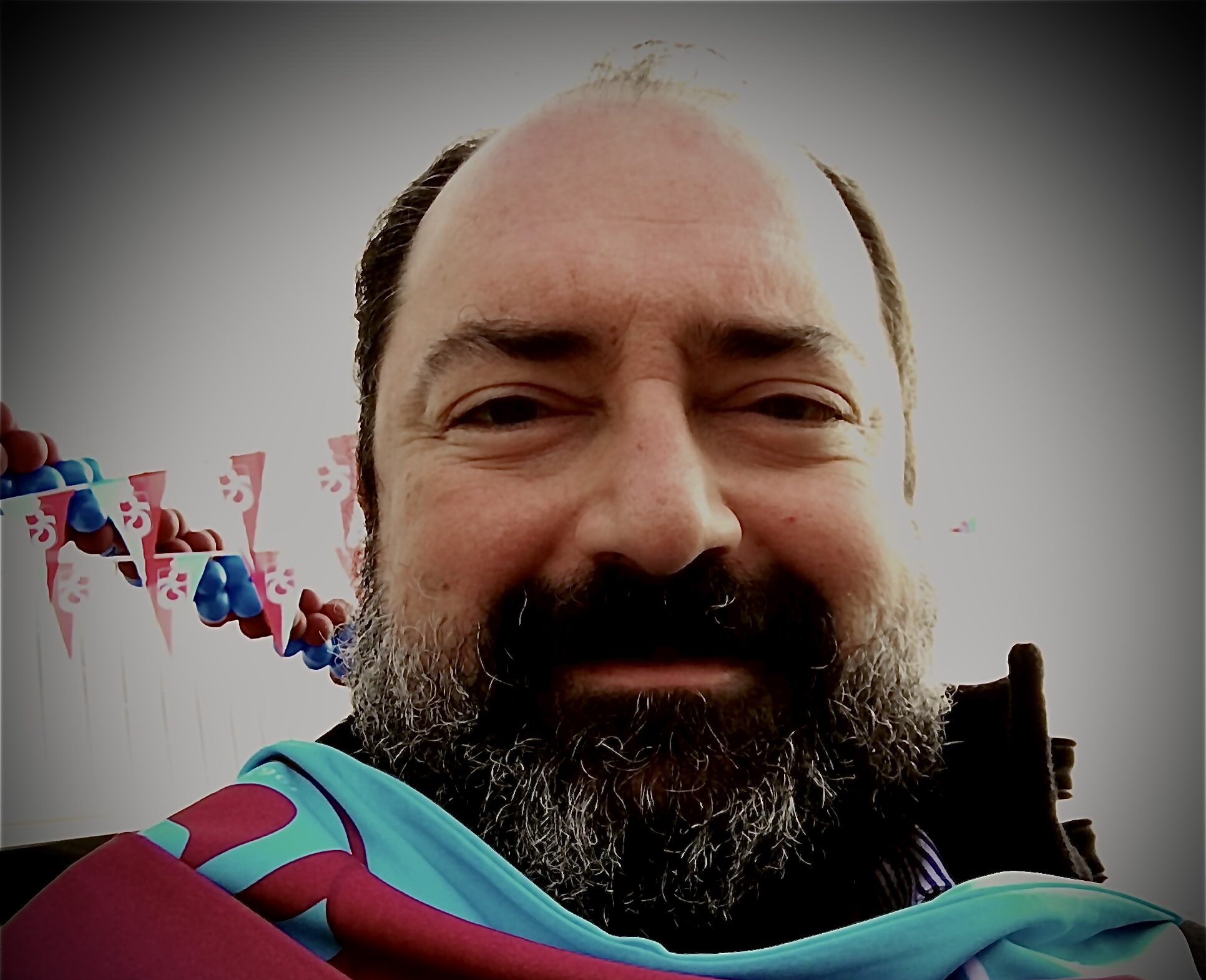 Nevzat Aydın’dan Trabzon’da Yeni Doğan Bebeklere Trabzonspor Forması Hediye Projesi