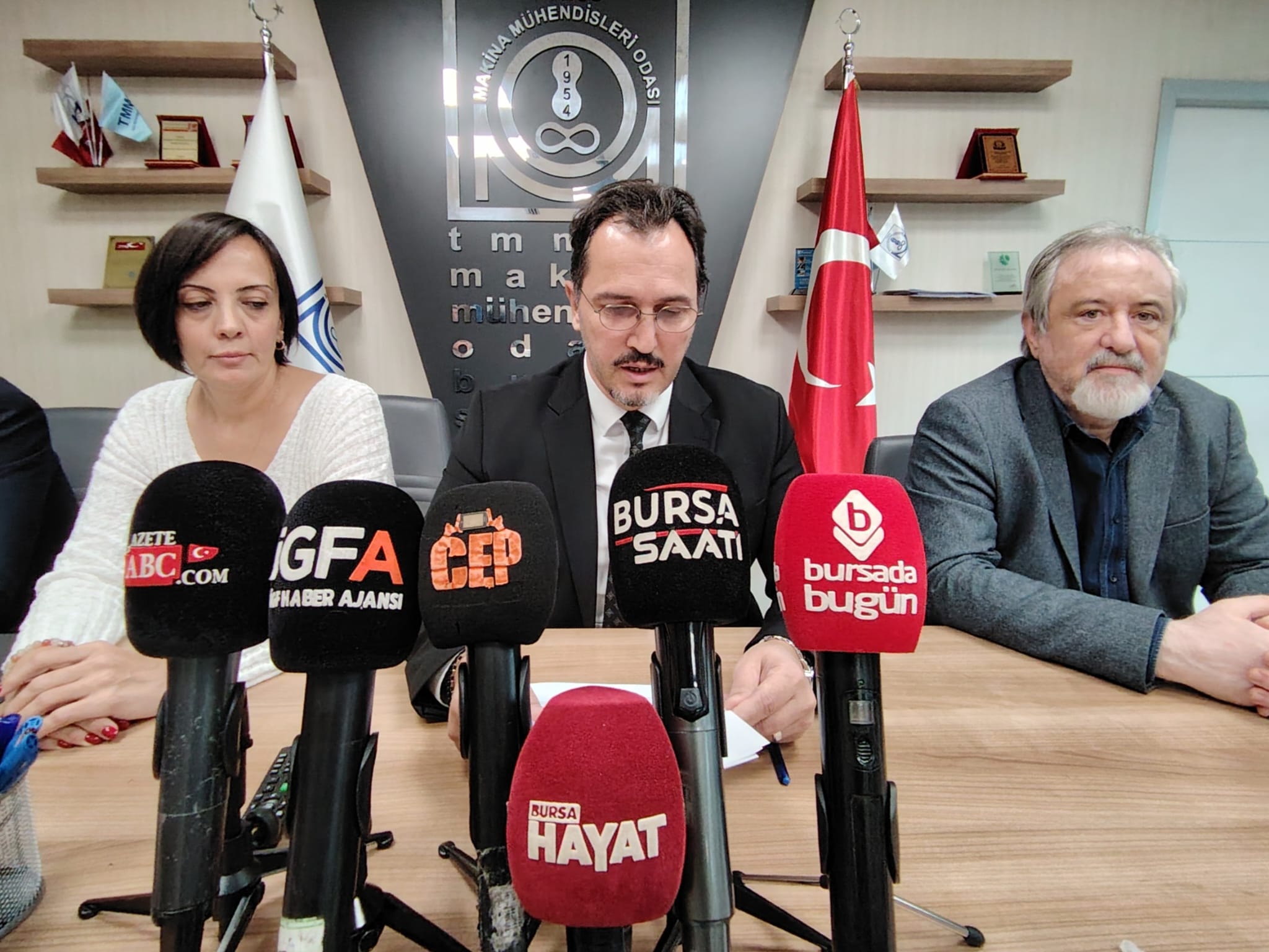 TMMOB Bursa İl Koordinasyon Kurulu’ndan Gıda Zehirlenmeleriyle İlgili Acil Uyarı: