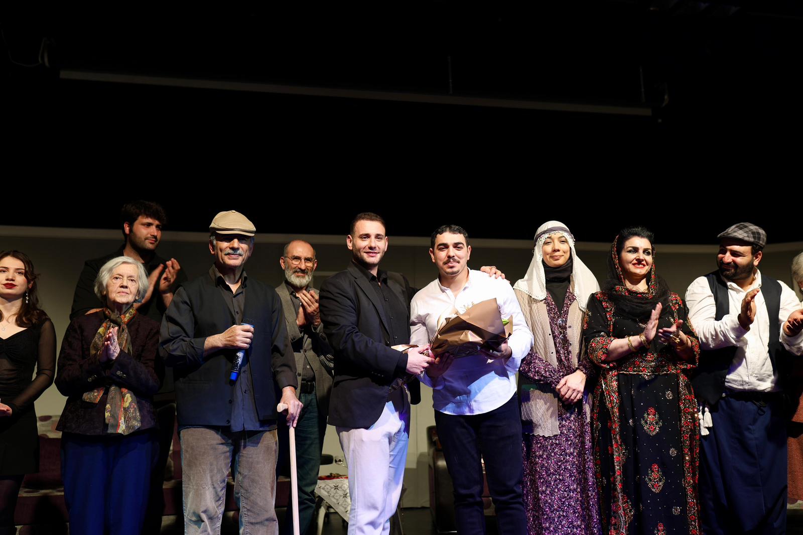 Özgür Aksoy Tiyatro Günleri Gemlik’te Sanat Dolu Beş Günün Ardından Sona Erdi