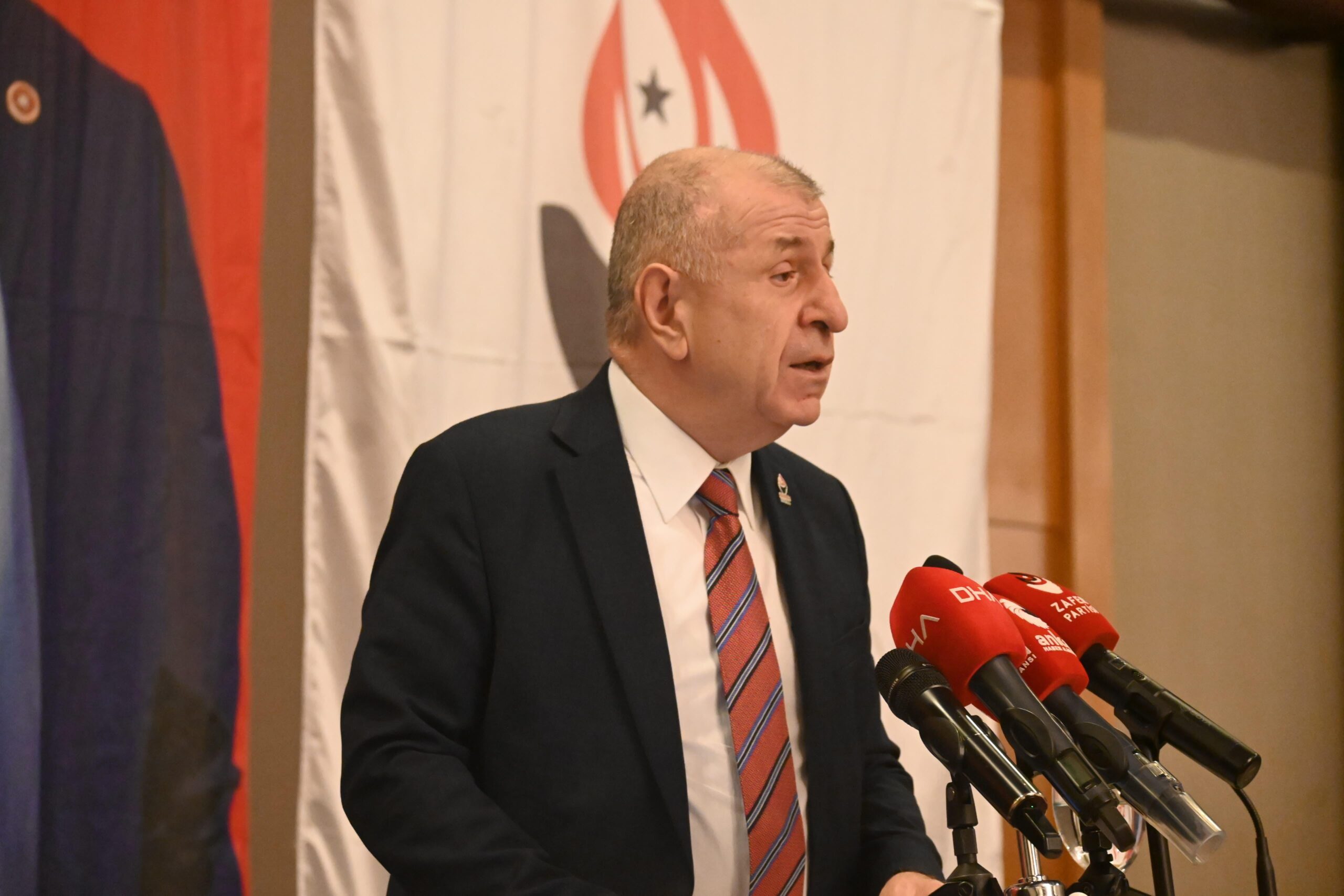 Zafer Partisi Genel Başkanı Ümit Özdağ’dan Antalya’da Sert Mesajlar
