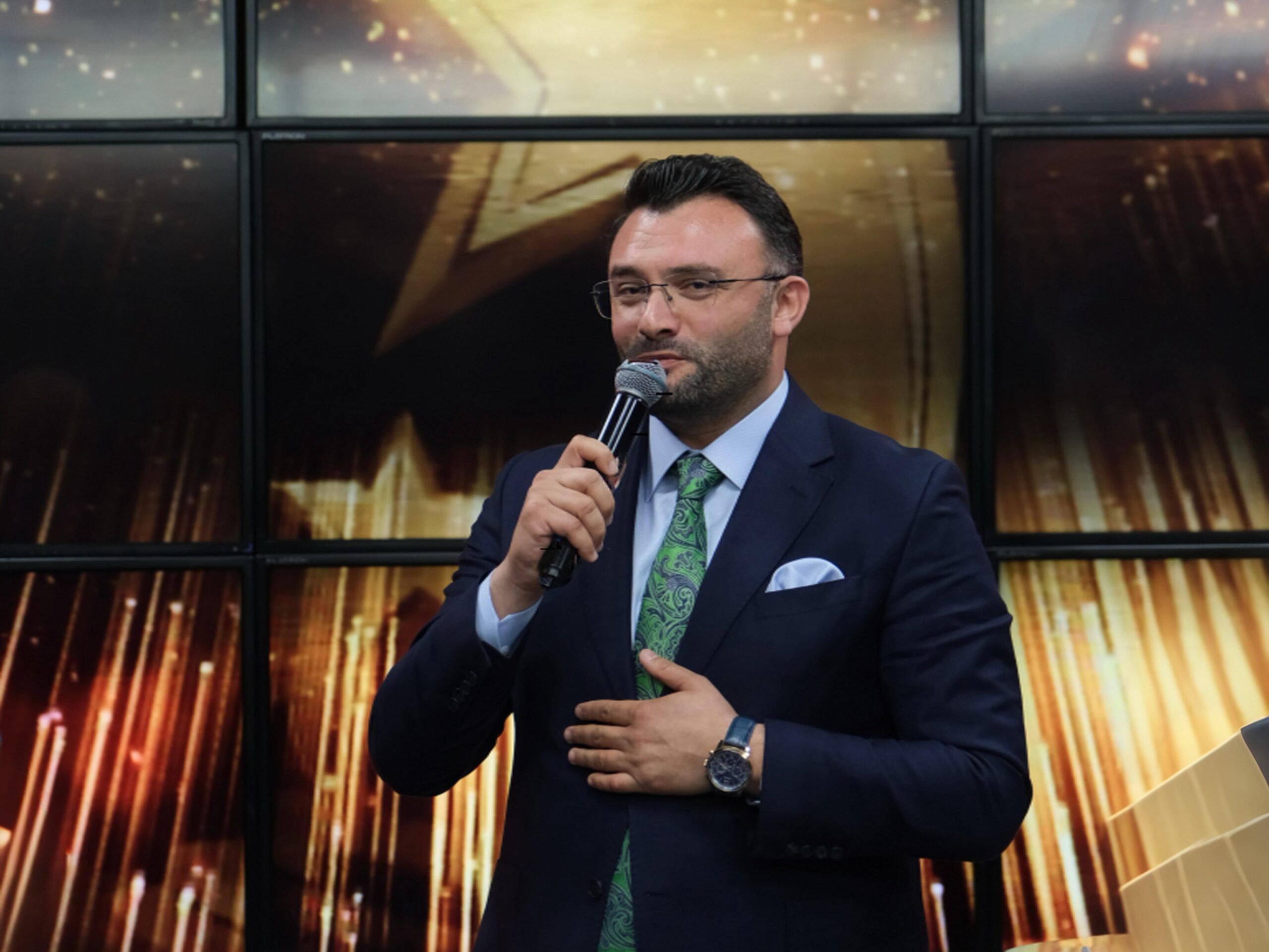 Bölgenin Enleri Ödül Töreni”nde Uğur Dağ’a ‘Yılın Meclis Üyesi’ Ödülü